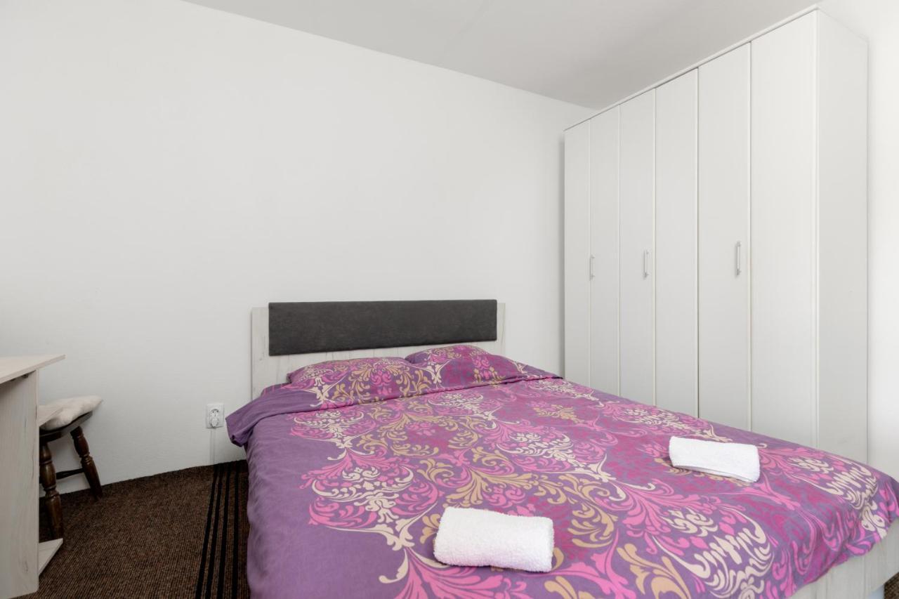 Private Room Center-2 Persons New Будва Екстериор снимка
